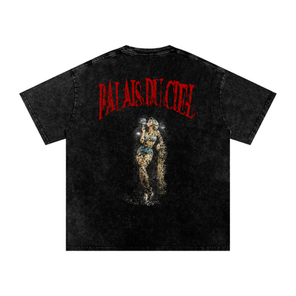 MODEL SMOKING WASHED T-SHIRT