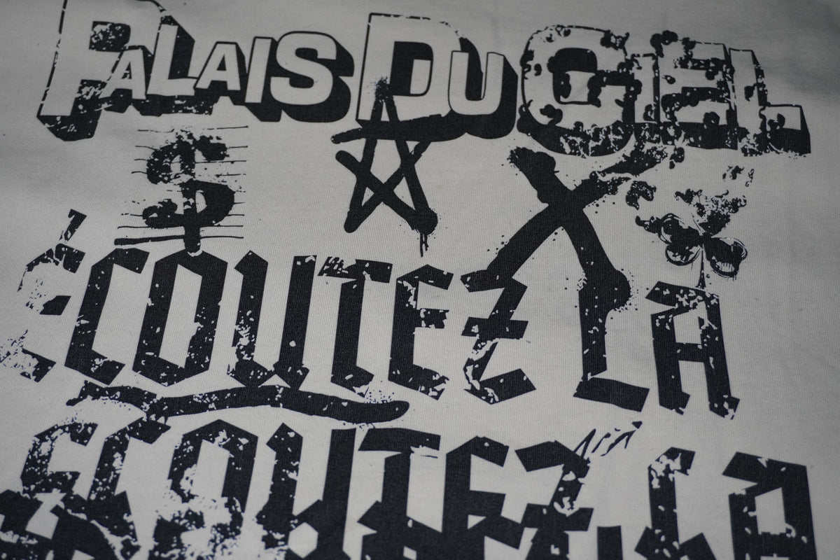 ÉCOUTEZ LA GRANDEUR T-SHIRT